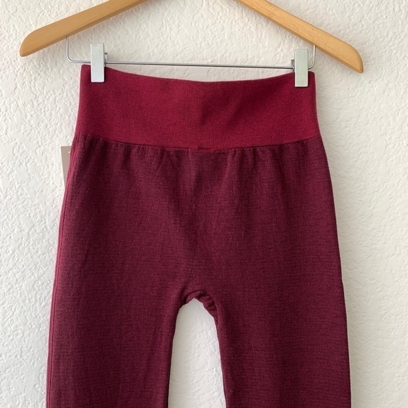 Yi Tong | Maroon Red Cotton Blend Knit Leggings - Picture 7 of 12